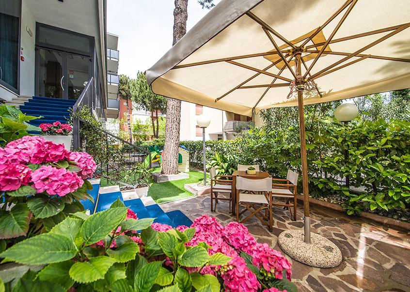 Renzo Hotel Чезенатико Экстерьер фото